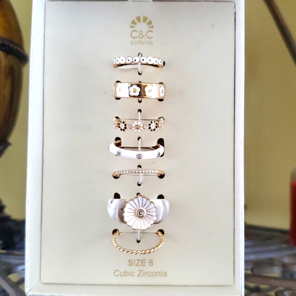 C&C California Daisy Ring Set